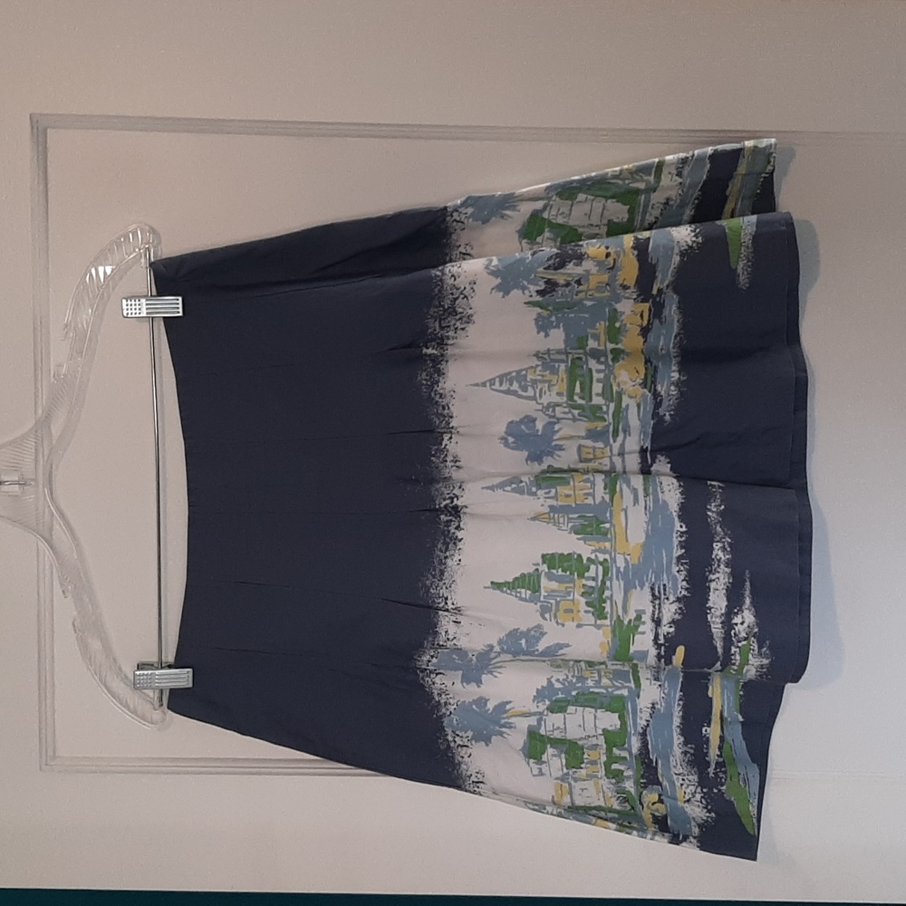 Old Navy Patterned Skirt Size 6